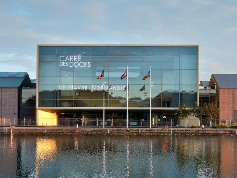Photographie de jour du Carré Des Docks, Le Havre